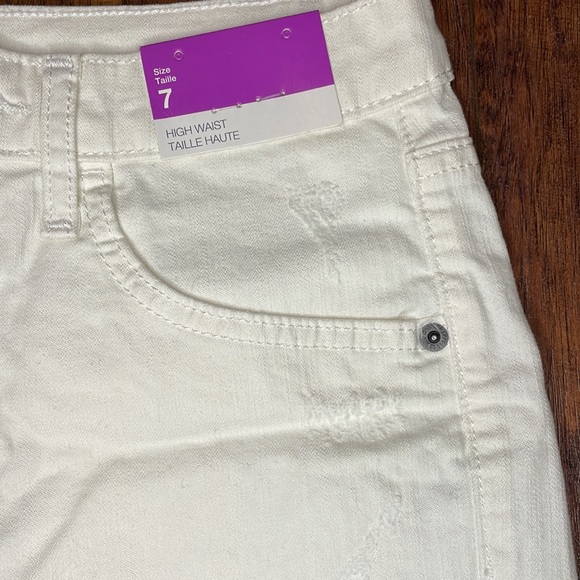 💚 2/$20 💚 Mossimo Supply Co. High Waist Shorts size 7 - Picture 5 of 5